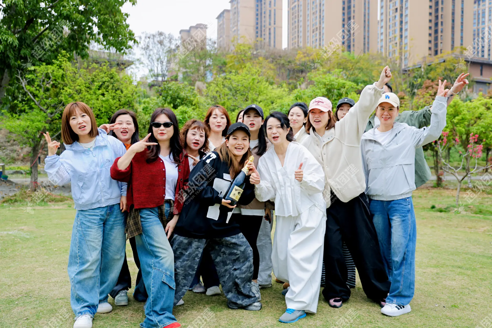 超级团建SuperTB www.tbsuper.com