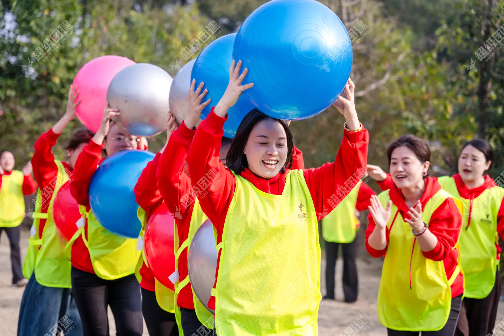 超级团建SuperTB www.tbsuper.com