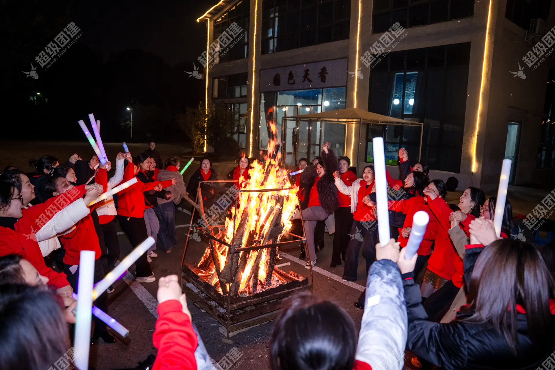 超级团建SuperTB www.tbsuper.com