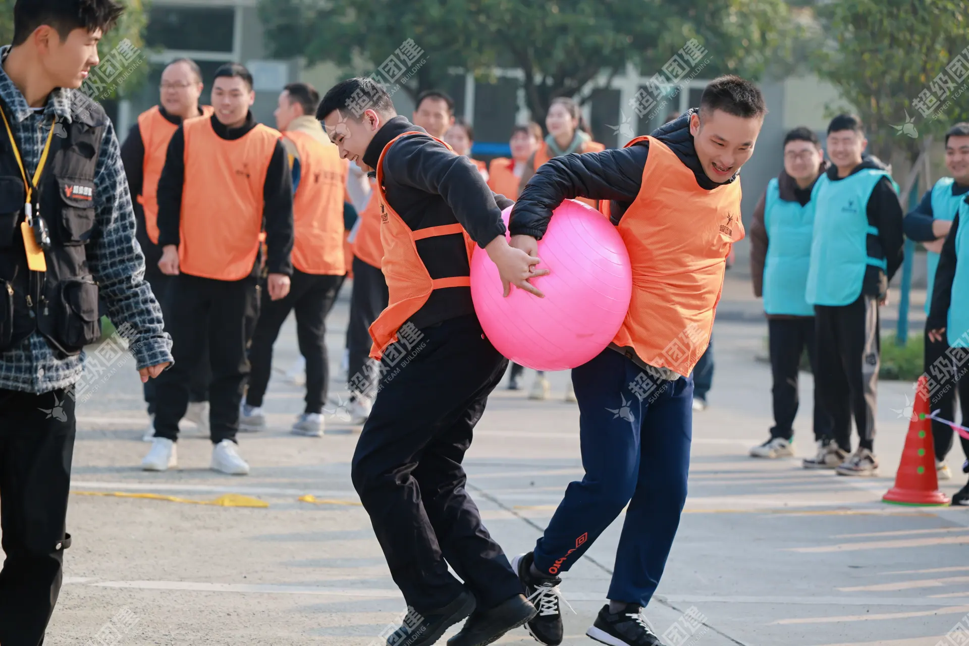 超级团建SuperTB www.tbsuper.com