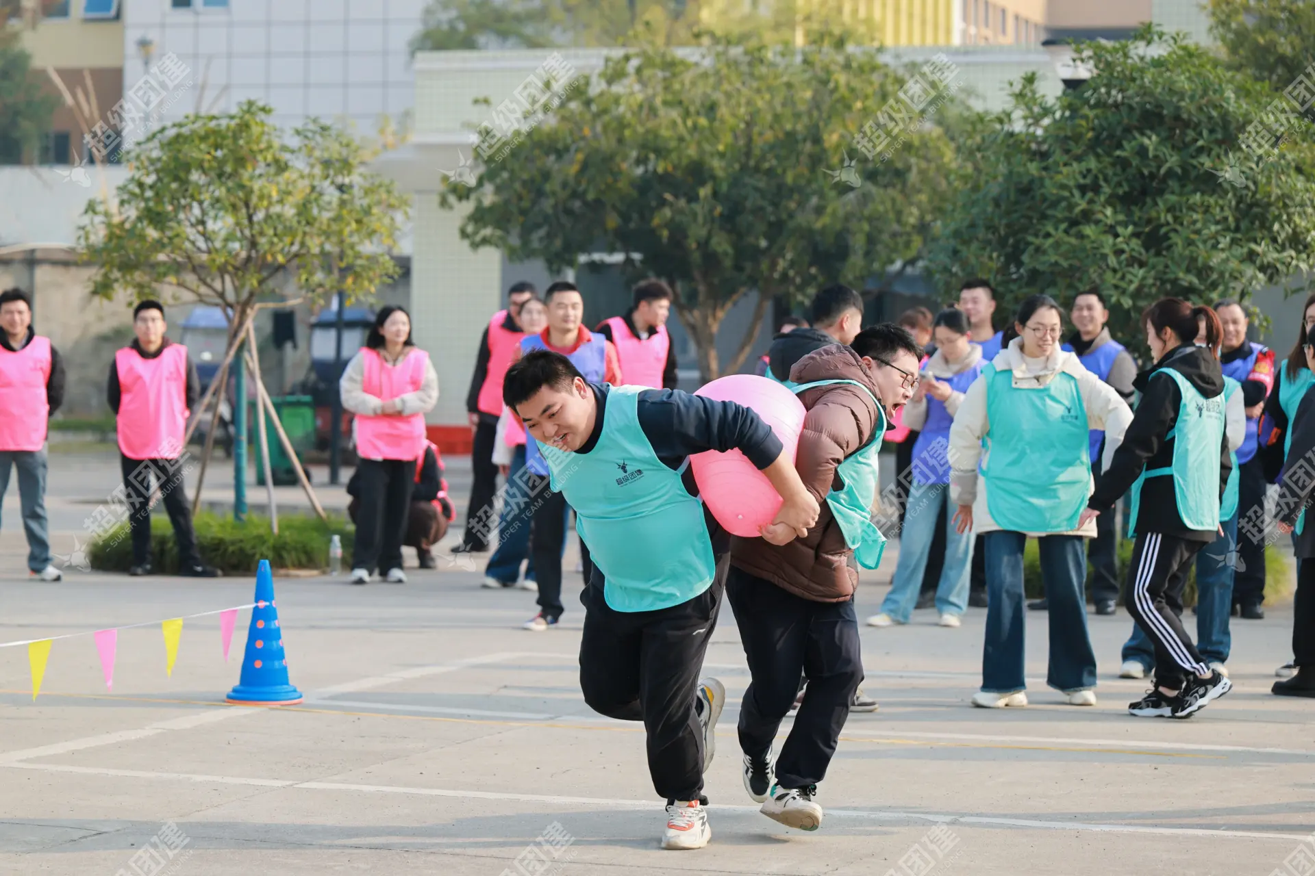 超级团建SuperTB www.tbsuper.com