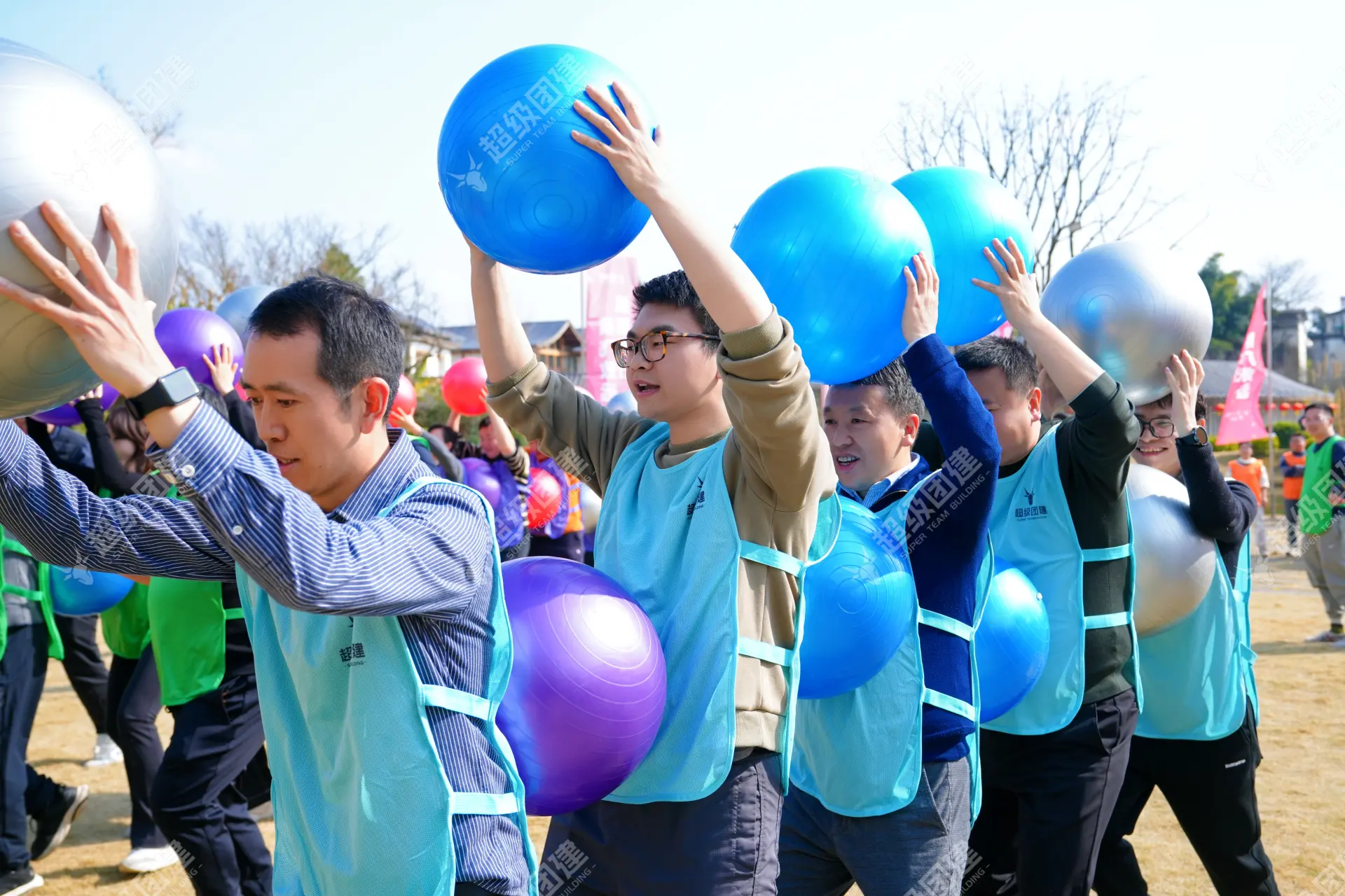 超级团建SuperTB www.tbsuper.com