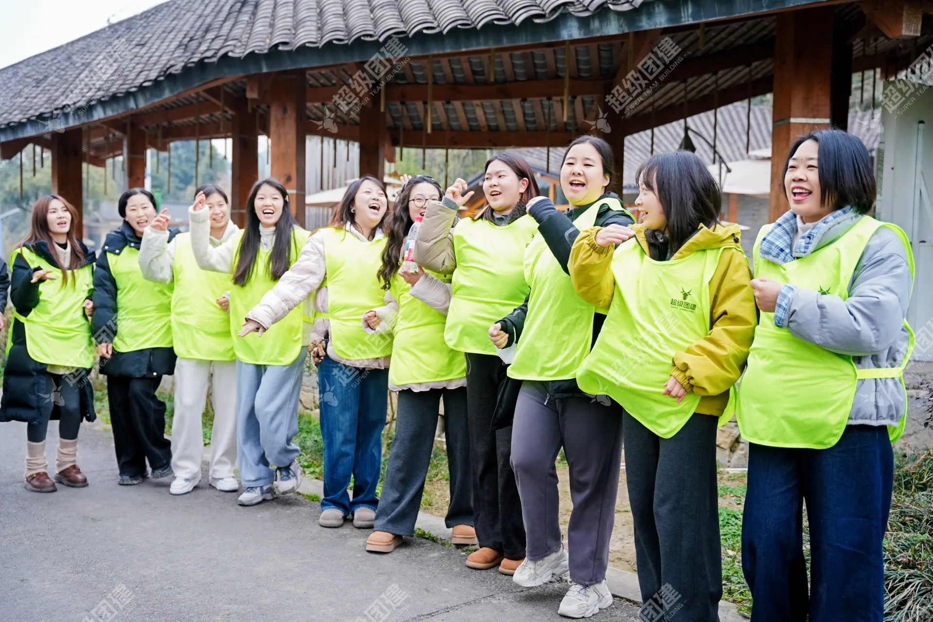 超级团建SuperTB www.tbsuper.com