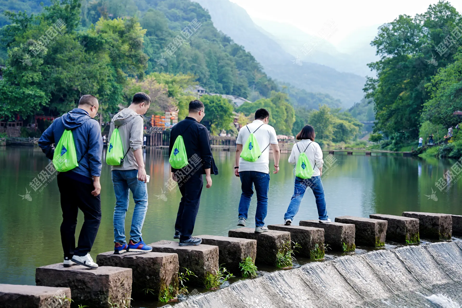 超级团建SuperTB www.tbsuper.com