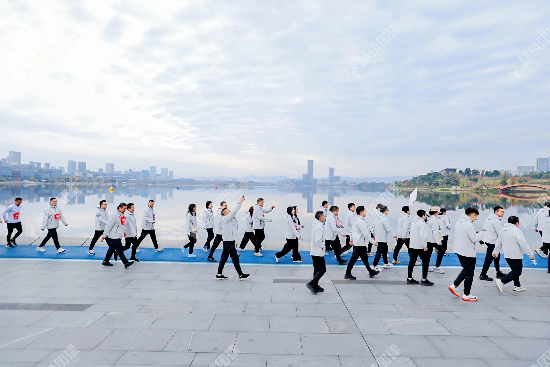 超级团建SuperTB www.tbsuper.com