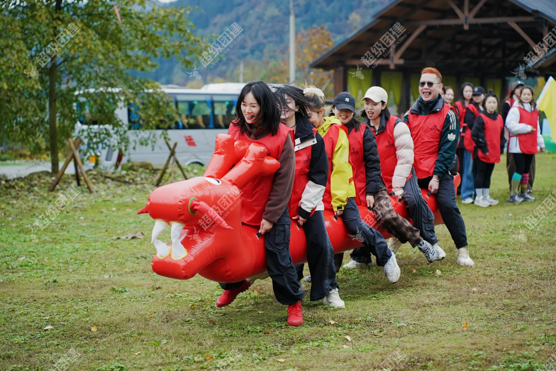 超级团建SuperTB www.tbsuper.com