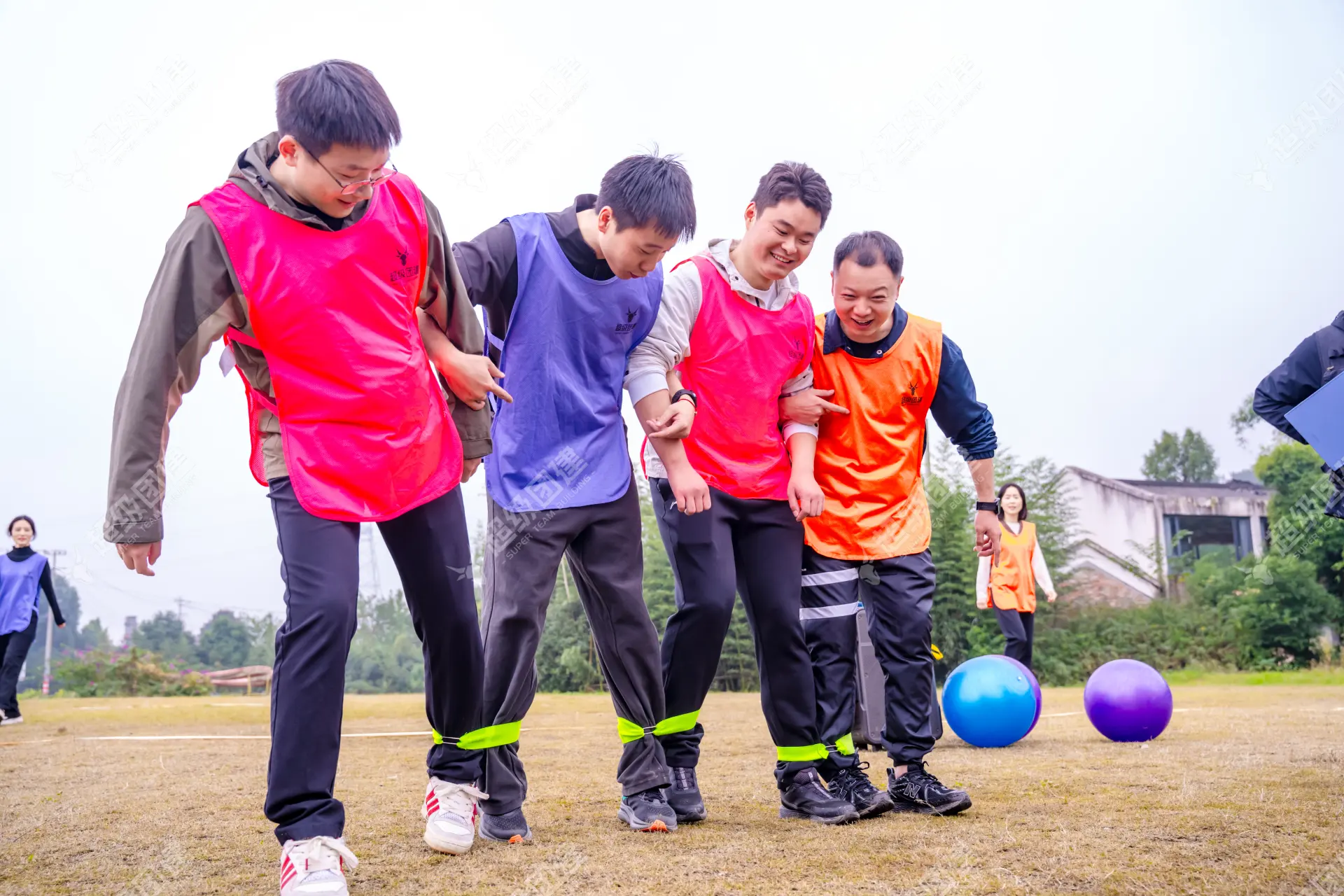 超级团建SuperTB www.tbsuper.com