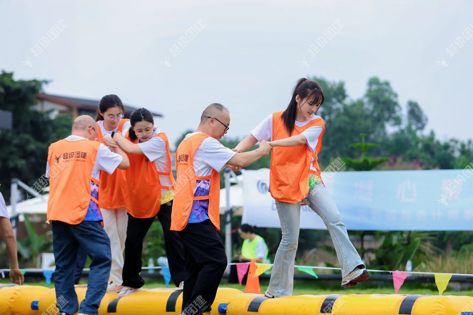 超级团建SuperTB www.tbsuper.com
