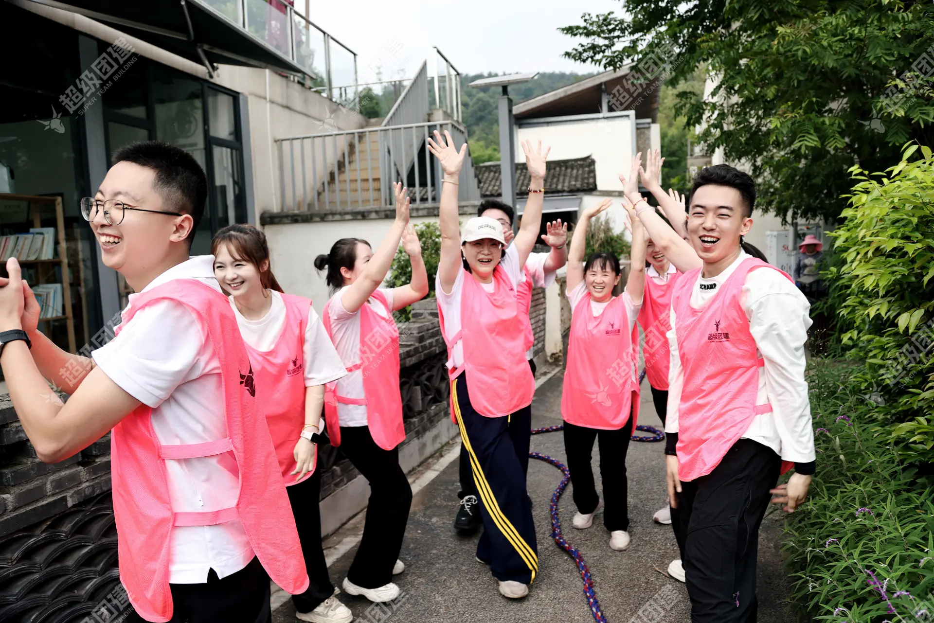 超级团建SuperTB www.tbsuper.com