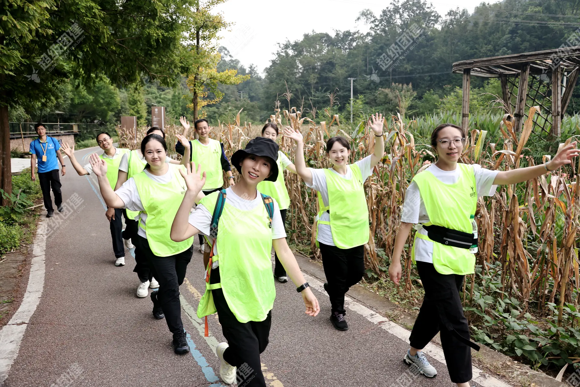 超级团建SuperTB www.tbsuper.com