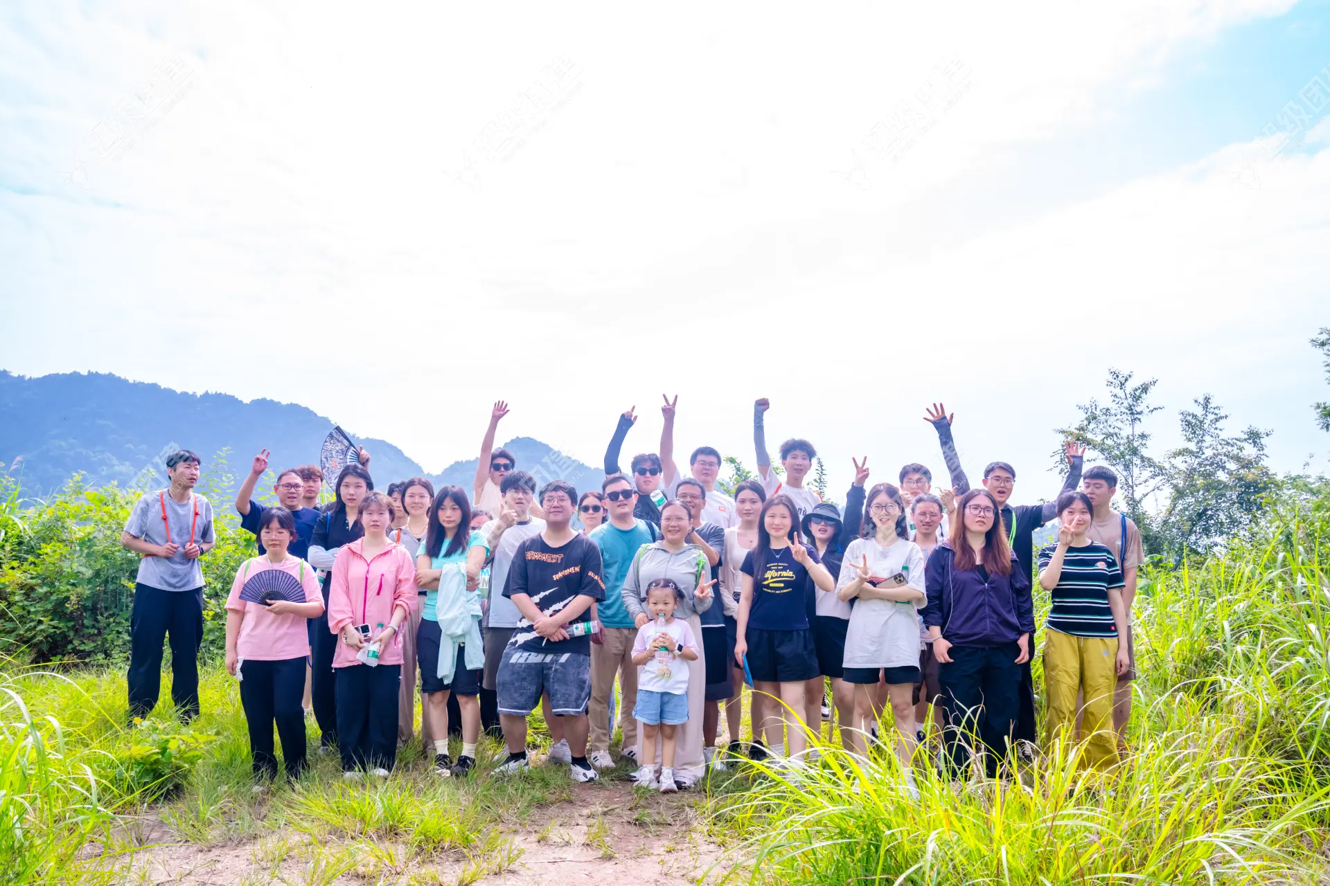 超级团建SuperTB www.tbsuper.com