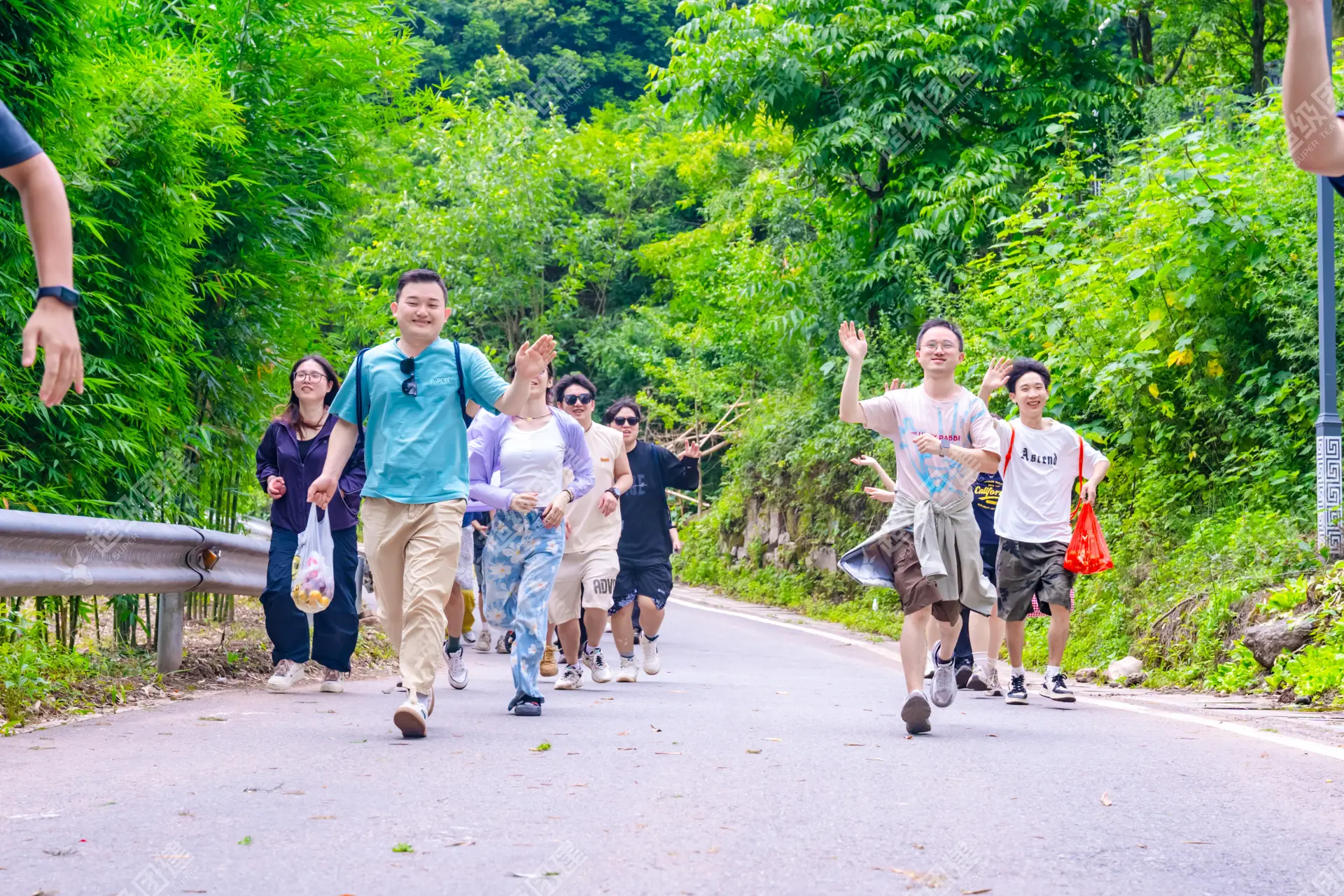 超级团建SuperTB www.tbsuper.com