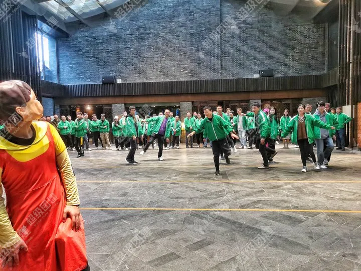 超级团建SuperTB www.tbsuper.com