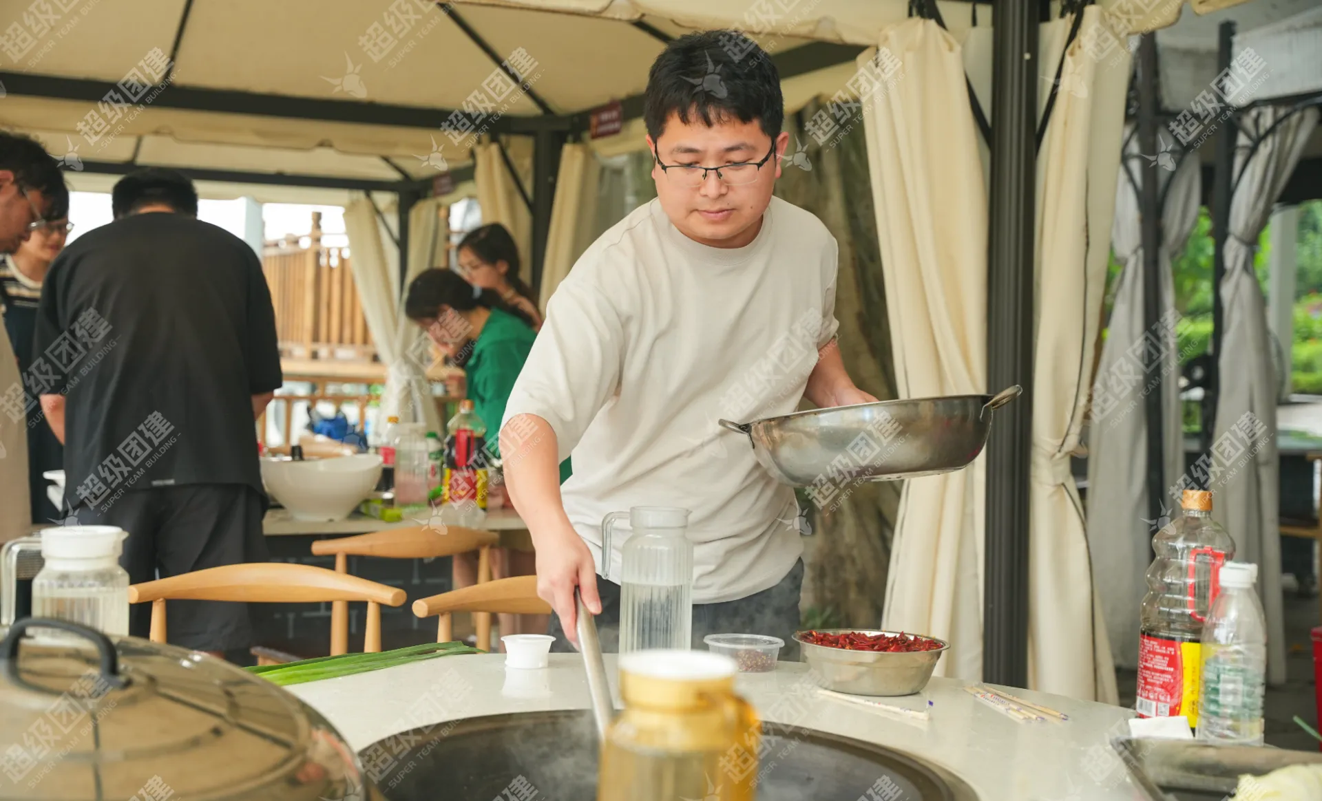 超级团建SuperTB www.tbsuper.com