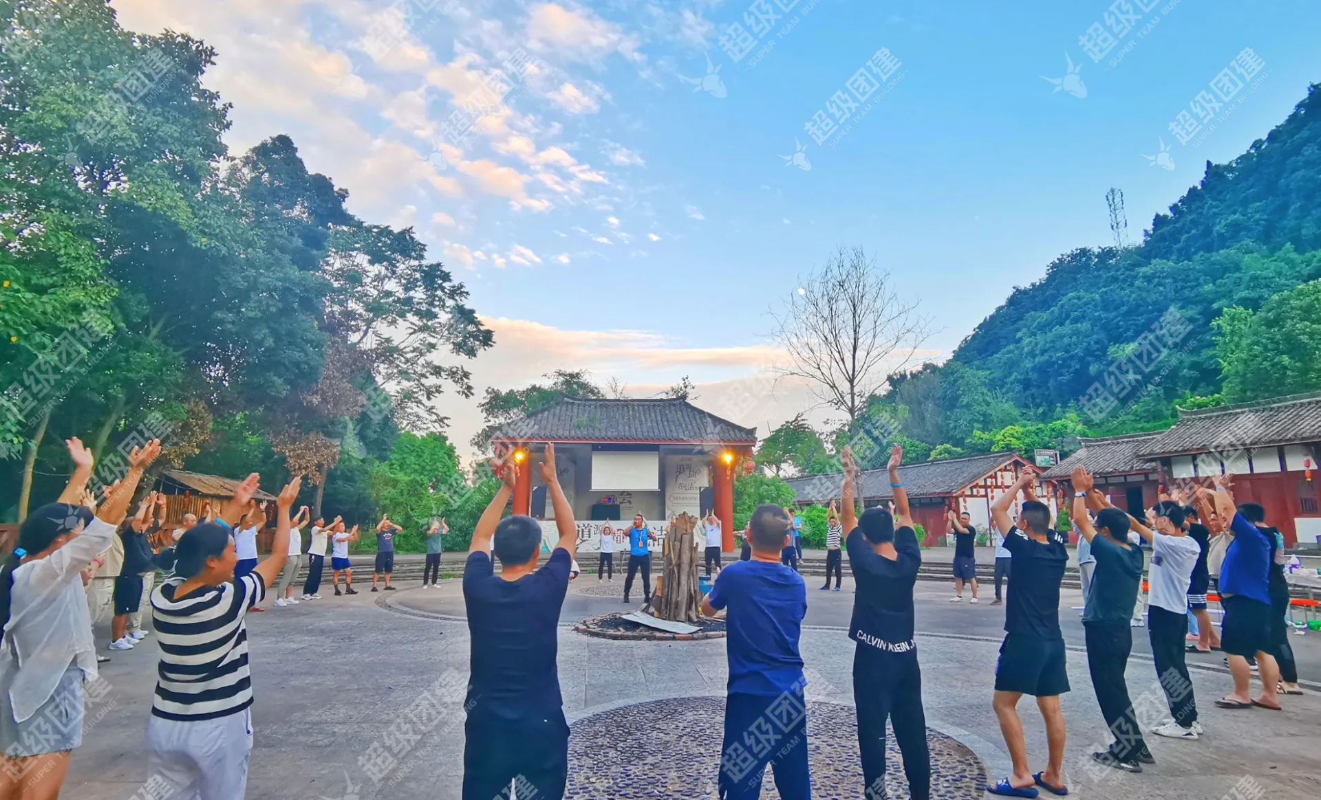 超级团建SuperTB www.tbsuper.com