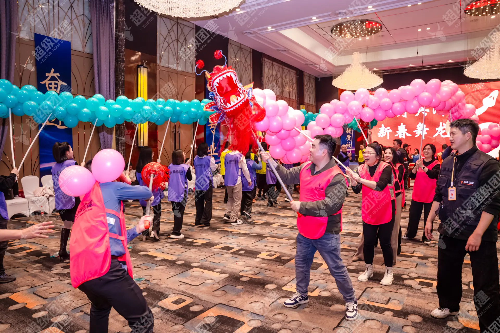 超级团建SuperTB www.tbsuper.com