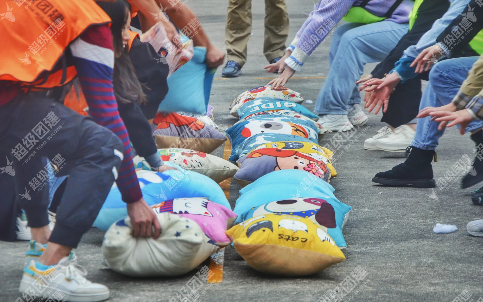 超级团建SuperTB www.tbsuper.com