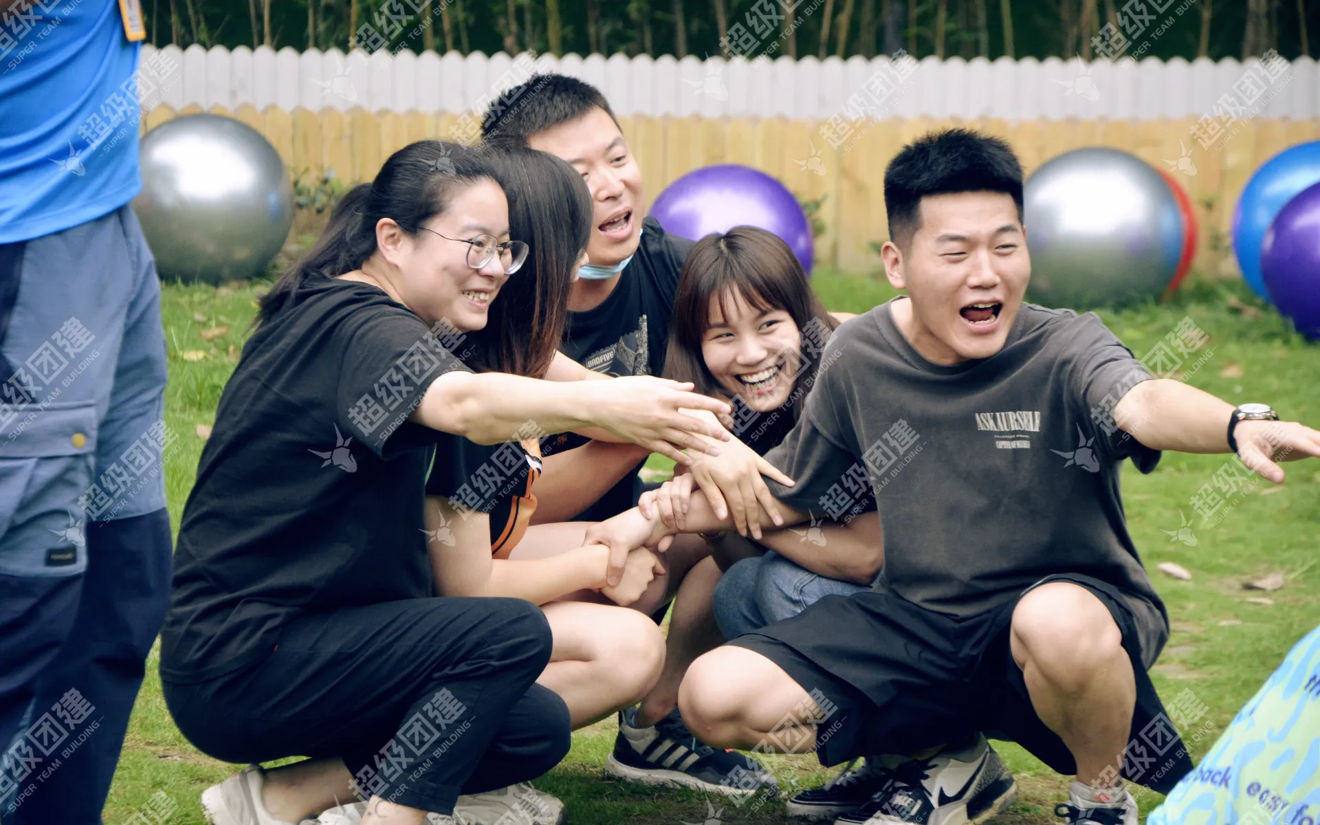 超级团建SuperTB www.tbsuper.com