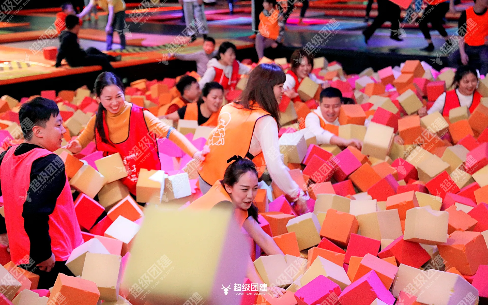 超级团建SuperTB www.tbsuper.com