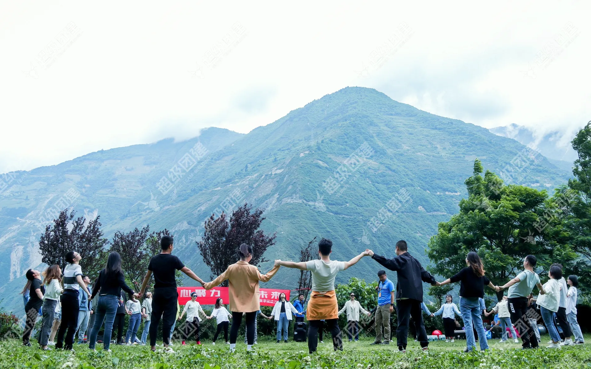 超级团建SuperTB www.tbsuper.com