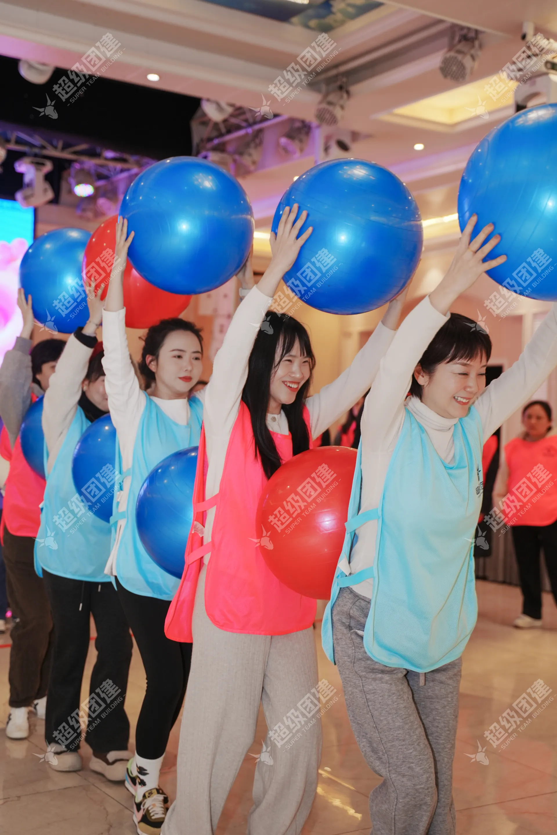 超级团建SuperTB www.tbsuper.com