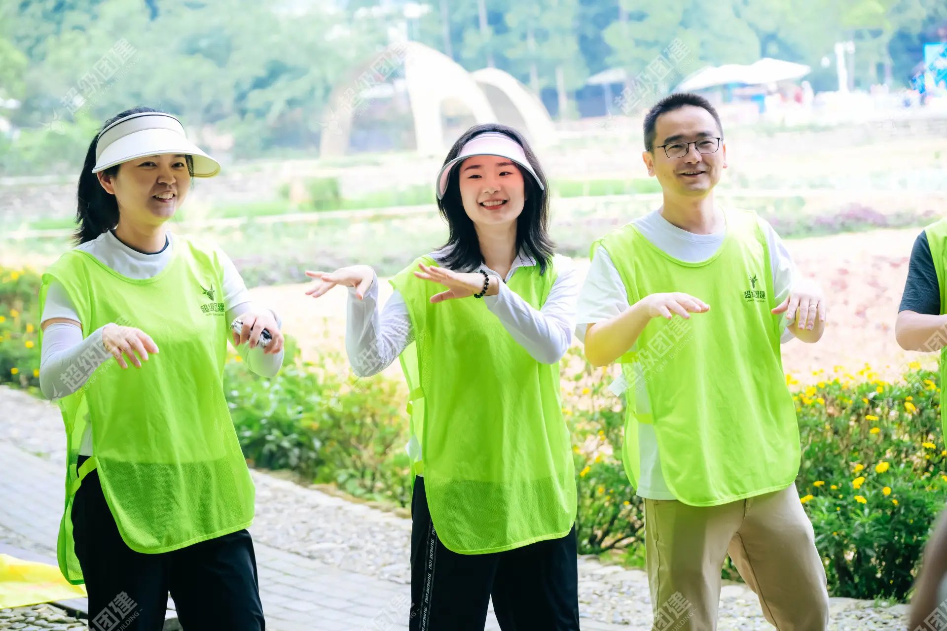 超级团建SuperTB www.tbsuper.com