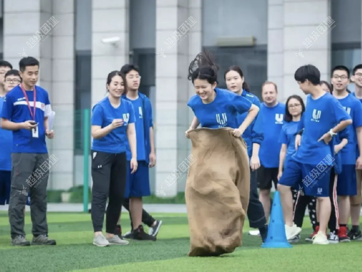 超级团建SuperTB www.tbsuper.com