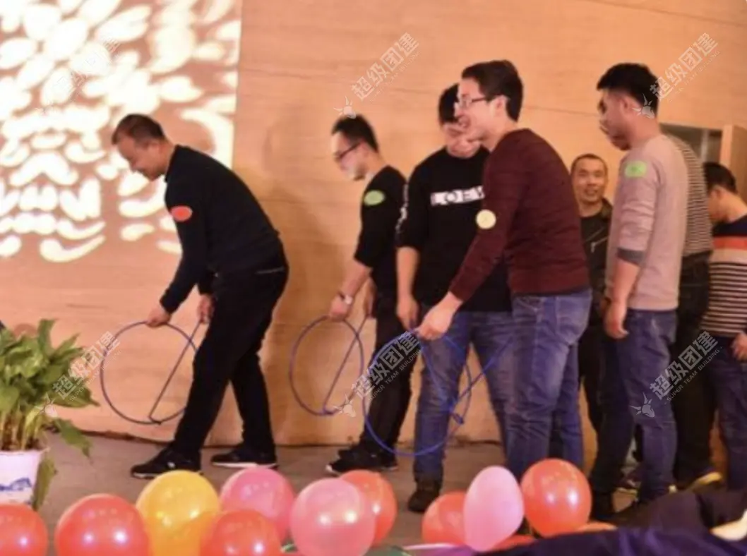 超级团建SuperTB www.tbsuper.com