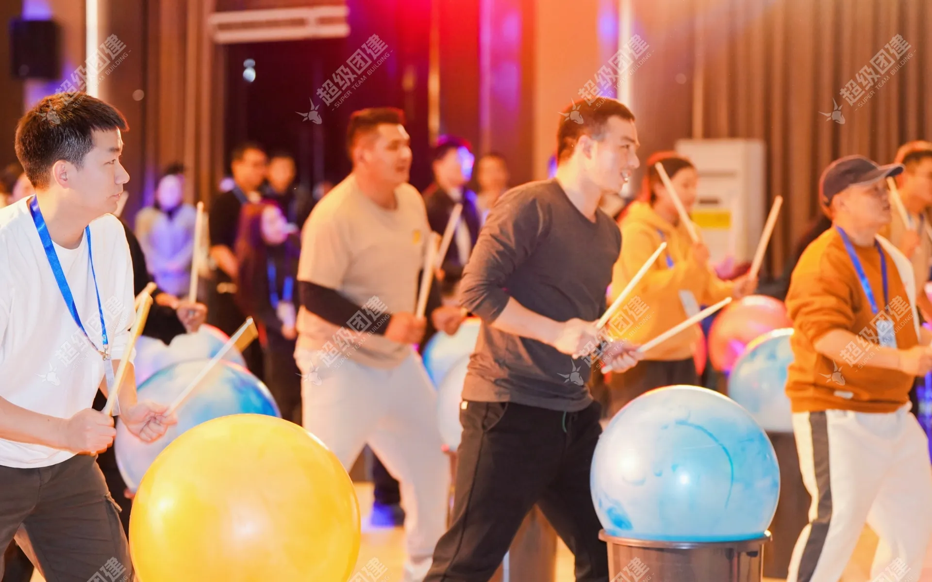 超级团建SuperTB www.tbsuper.com