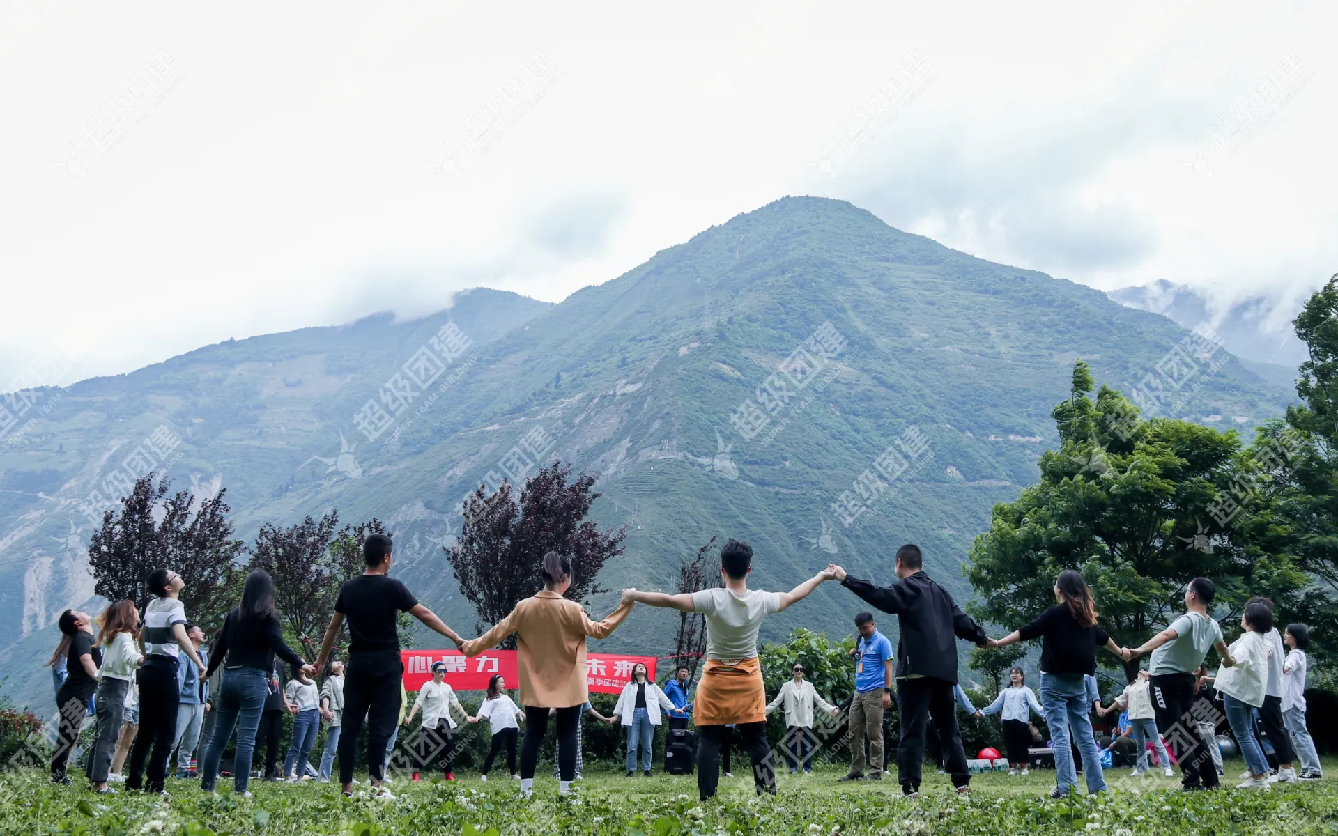 超级团建SuperTB www.tbsuper.com